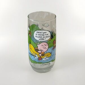 1968 Glass McDonalds Camp Snoopy Collection Peanuts CHARLIE BROWN Rats!